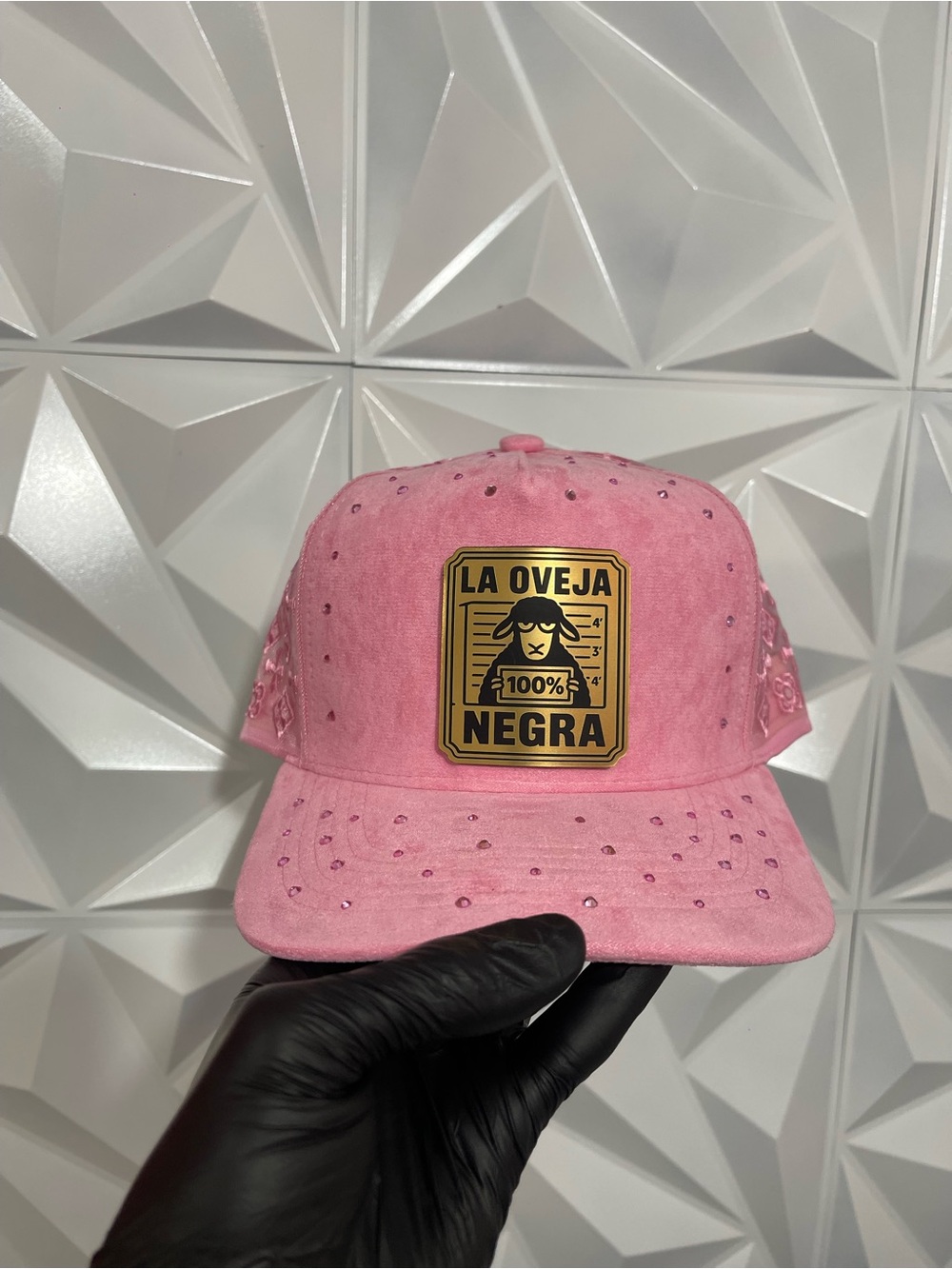 Gorra la oveja negra,Gorra de gamuza